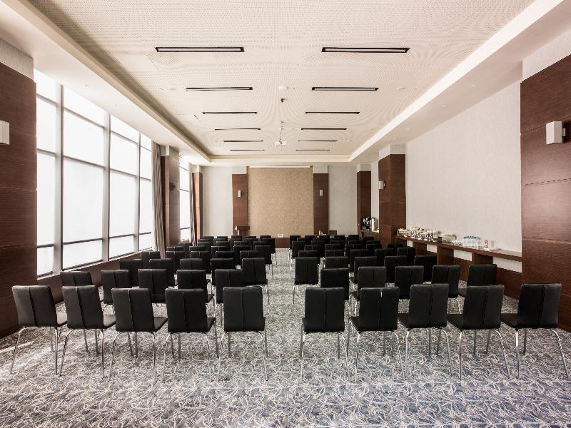 Delta Hotels By Marriott Istanbul Levent ภายนอก รูปภาพ